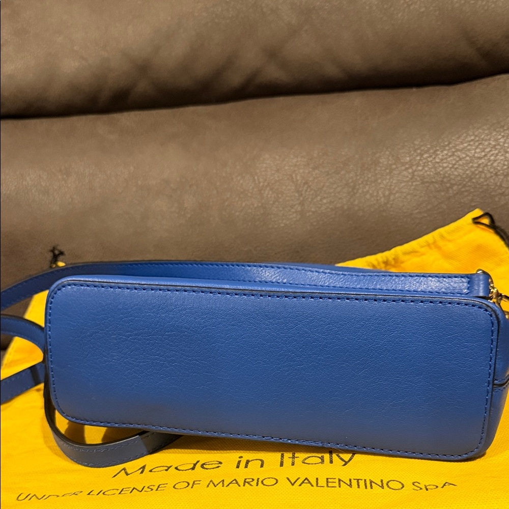 Valentino by Mario Vibrant Blue Crossbody Bag - Picture 3 of 7
